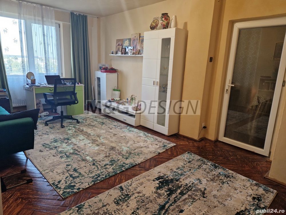 Apartament 4 camere cu scara interioara - Poză 2