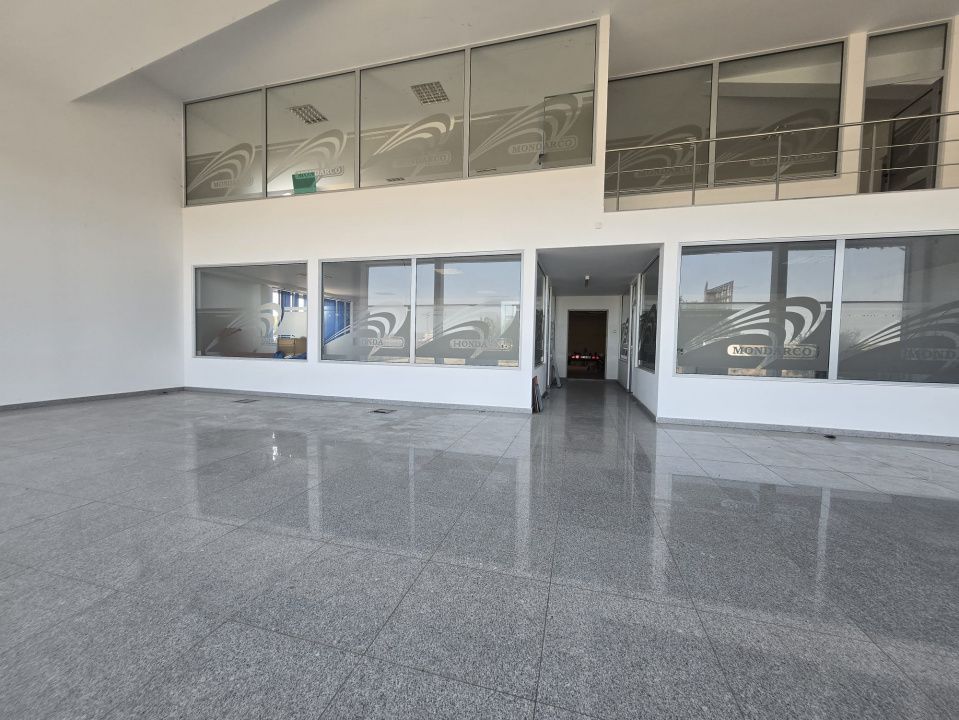 Hală de vânzare – spațiu depozitare, atelier și birouri – 2178 mp teren - Poză 4