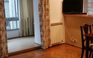 Apartament cochet 2 camere, Parc Cismigiu, etaj 2, centrală proprie, bloc solid - Poză 3