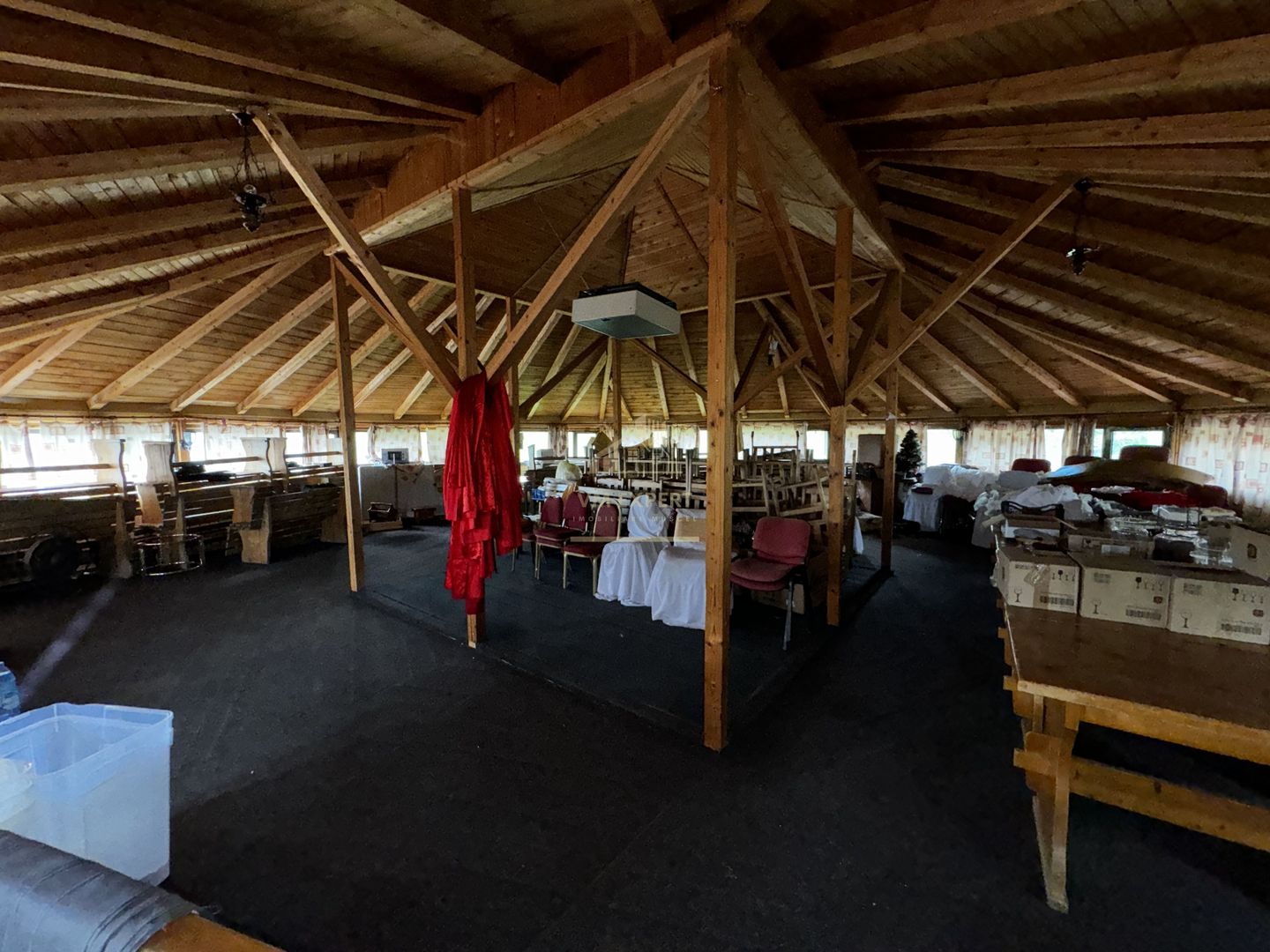 VILA - PENSIUNE CU RESTAURANT + SI TEREN 6406 MP, VALEA MARE PRAVAT, - Poză 48