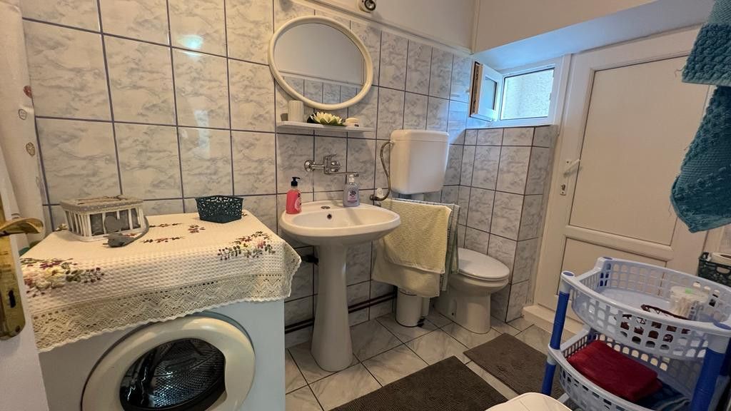 Dacia - Casa  4 camere, mobilată și utilată - Poză 7