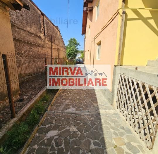 Vanzare vila 6 camere + spatiu comercial, mobilata si utilata, in Blejoi - Poză 54