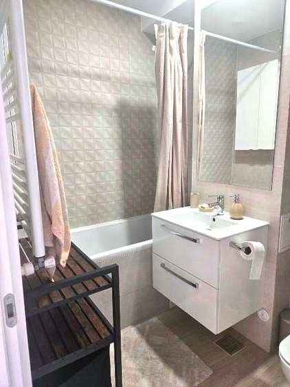 🏡 Închiriez Apartament cu 2 camere, Hils Pallady, parcare inclusă - Poză 4