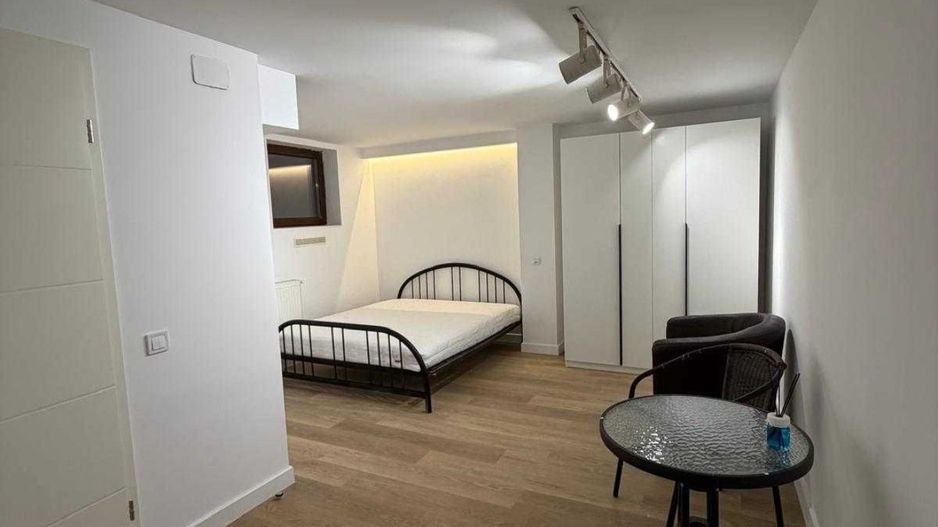 GARSONIERA CALEA MOSILOR,BUCATARIE INCHISA,CENTRALA PROPRIE,MODERN - Poză 3