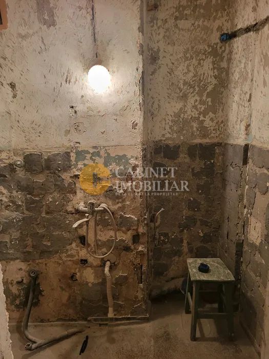 Ocazie Unică în Tătărași, Iași – Apartament cu 2 camere, gata de renovare - Poză 3