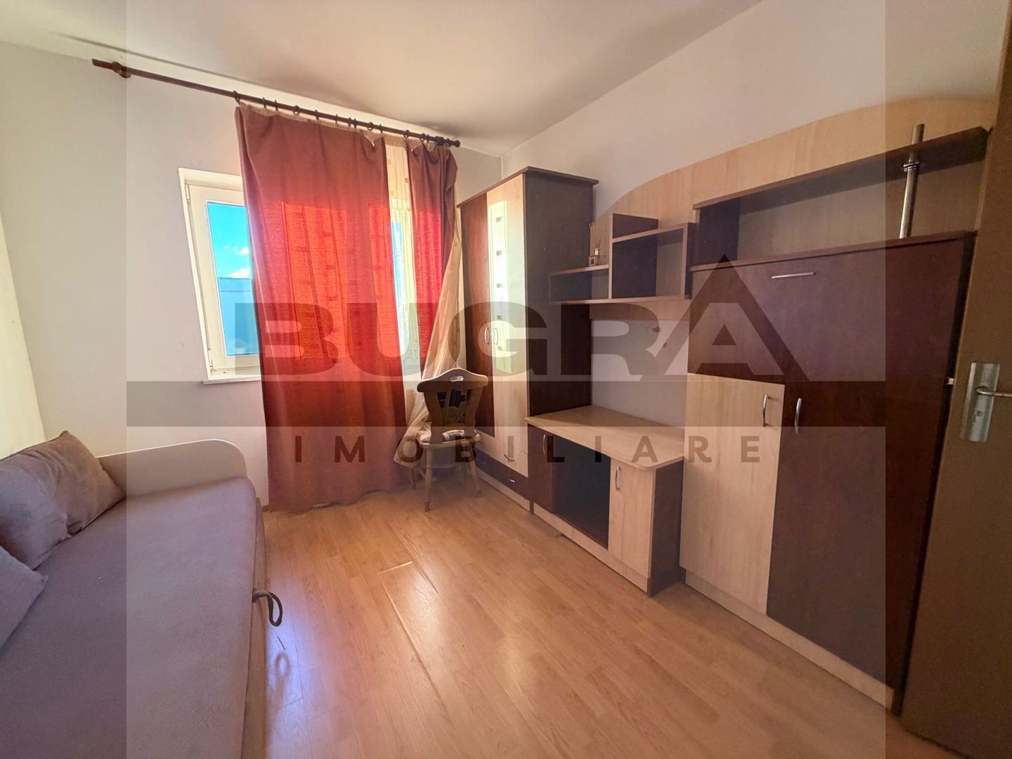 Apartament 3 camere, 65 mp, 2 balcoane, zona Kaufland - Poză 3