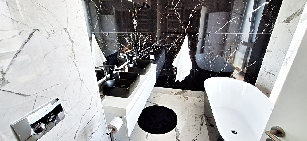 Penthouse cu terasa si jacuzzi in zona Coresi 2000 euro/luna - Poză 18