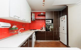 Chirie, apartament, 4 camere, str. Bucureşti, Centru - Poză 1