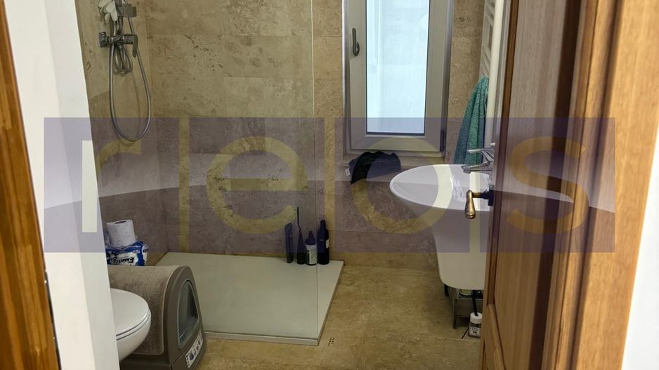 APARTAMENT DEOSEBIT DE VÂNZARE 5 CAMERE | VILA | ZONA CENTRALĂ - Poză 4