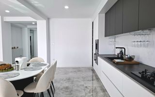 Vila cu 5 camere de vanzare, Strejnicu - Poză 6