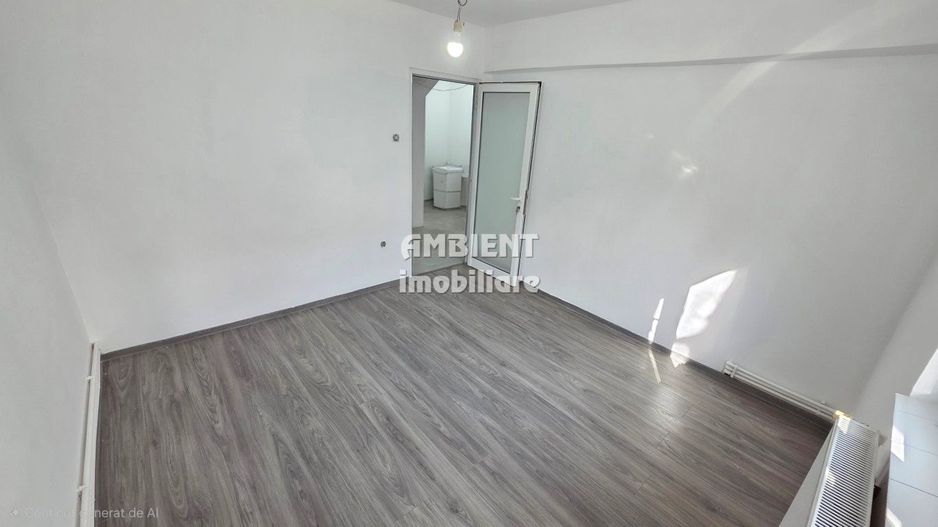 DE ÎNCHIRIAT - Spațiu birouri - Apartament cu 3 camere, parter, zona CENTRU; - Poză 4