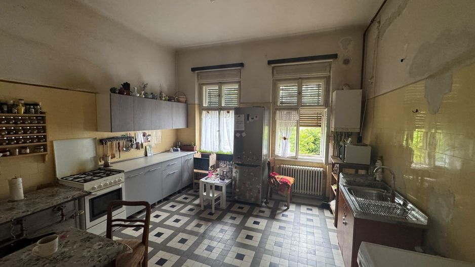 Apartament la casă, 130 mp, terasă 42 mp - Sub Arini, Sibiu - Poză 6