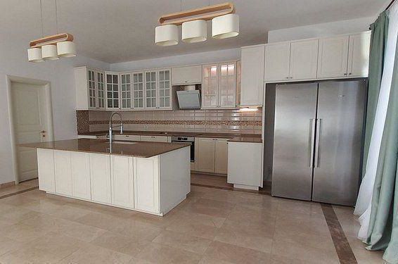 Propunem spre inchiriere vila 6 camere zona Pipera - Poză 4