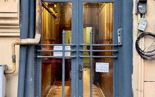 4 camere Vilă interbelică-Parc Tineretului-Centrala proprie - Poză 10