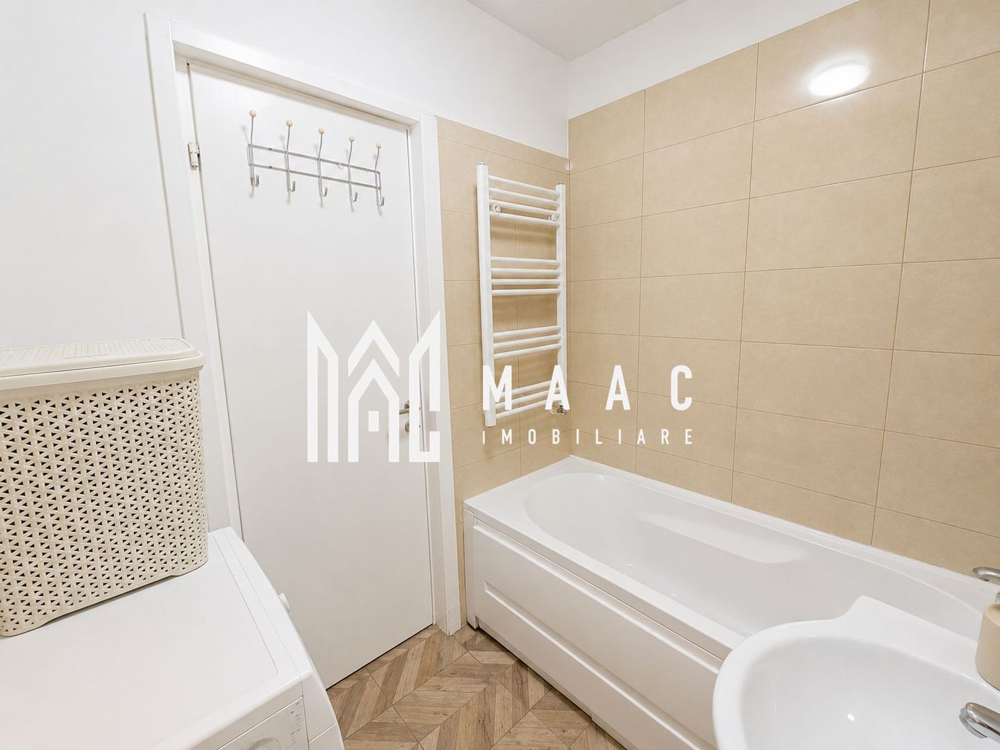 Apartament 3 camere | Etaj 1 | 2 bai | 2 Balcoane | Bloc nou - Poză 9