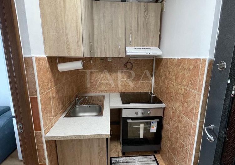 Garsonieră renovată zona Elite City, centrală proprie, aer condiționat - Poză 4