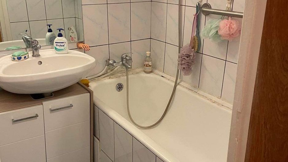 Brancoveanu 3 Camere,etaj 2,acte,liber,mutare imediata - Poză 4