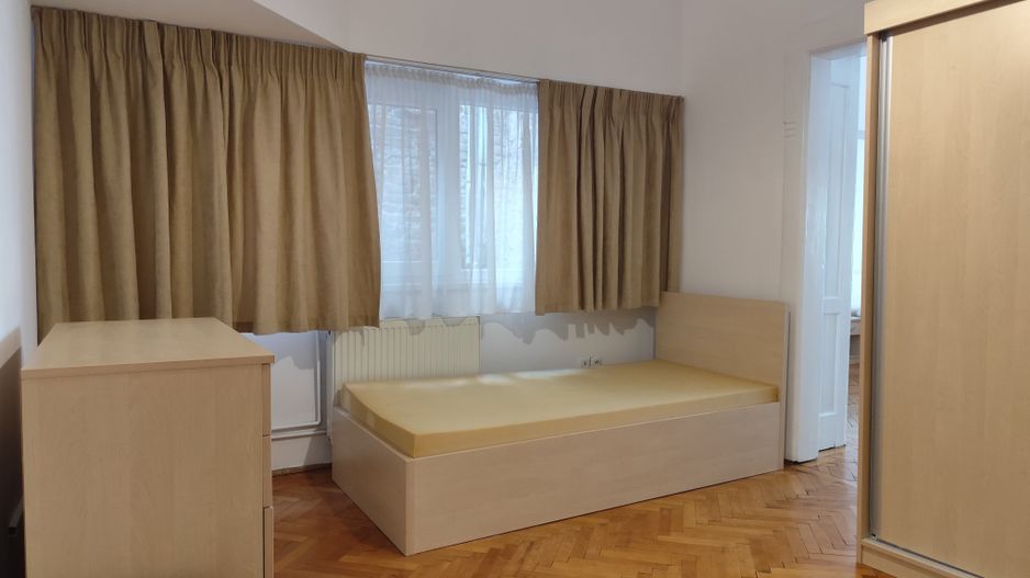 Inchiriere apart. 4 cam. Ultracentral, pe str. Iosif Vulcan, Oradea - Poză 5