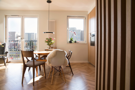 
    1. Evaluare și Marketing de Impact
  