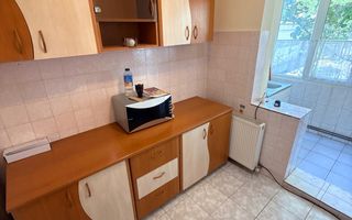 3 camere-2 dormitoare| langa Uranus Plaza| centrala proprie| etaj 1 - Poză 9