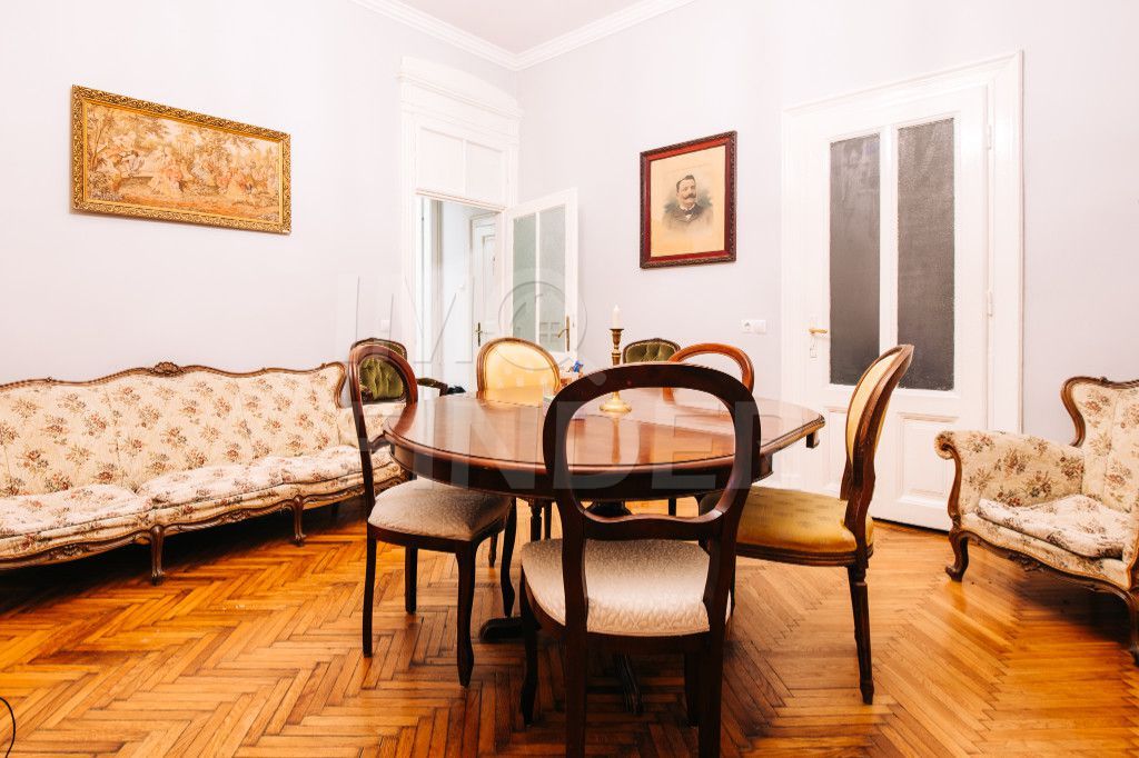 Vanzare apartament cu o camera ultracentral, ideal locuința sau birou - Poză 7