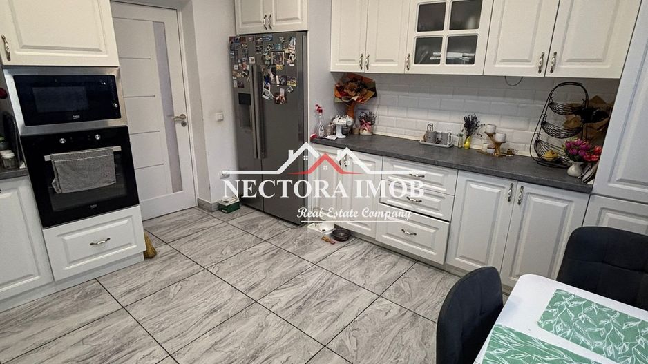 NECTORA IMOB-Casa cu 2 corpuri separate,Zona Calea Aradului-Iosia,415m - Poză 16