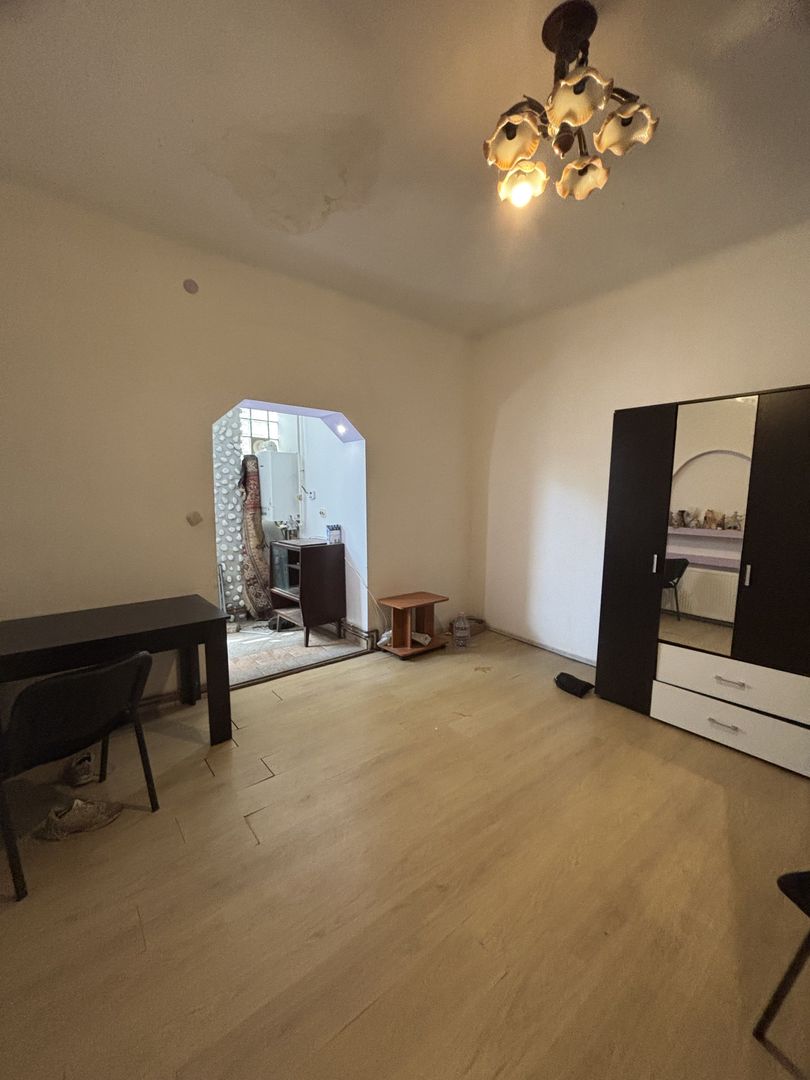 Apartament cu o camera generos zona Dimbovita - Poză 4