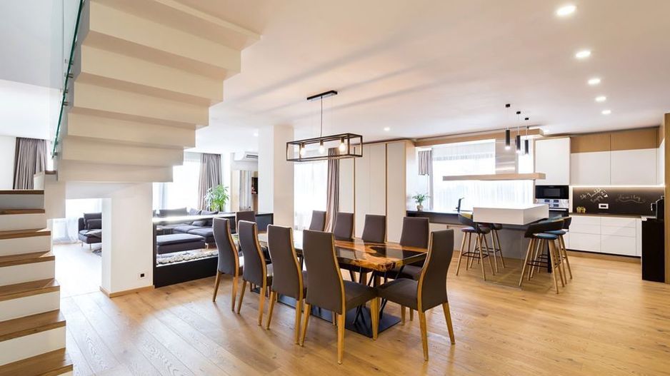 Casă deosebită de vânzare în Sânpetru | Teren 1400 mp - Poză 4