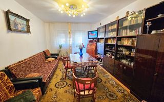 Apartament 3 camere, 2 bai, etaj 2, Cetate, zona Scolii Mihai Eminescu - Poză 1