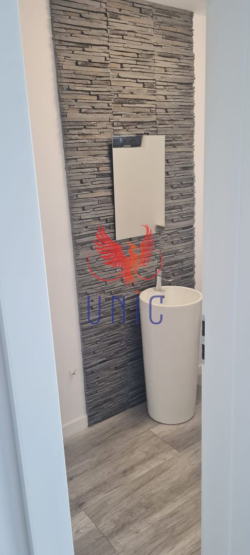 Casa finisata ultramodern, Isalnita - Poză 9