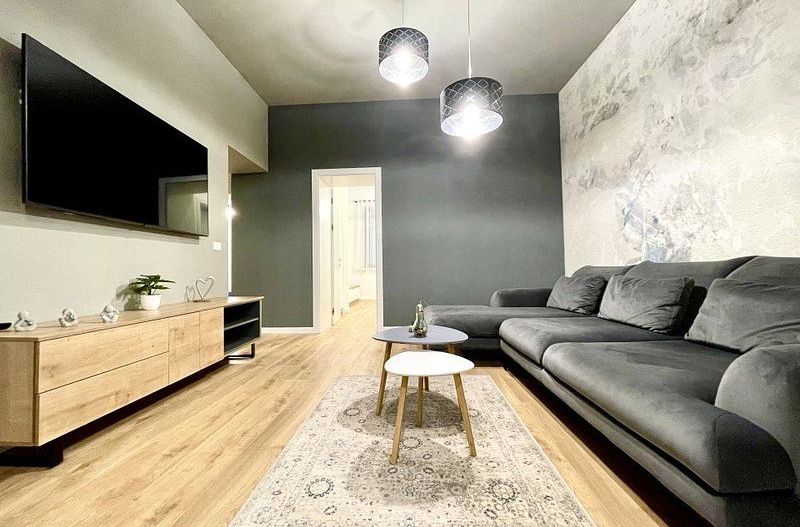 Elegant, finisaje premium, locație deosebita - 3 camere  în Bălcescu - Poză 5