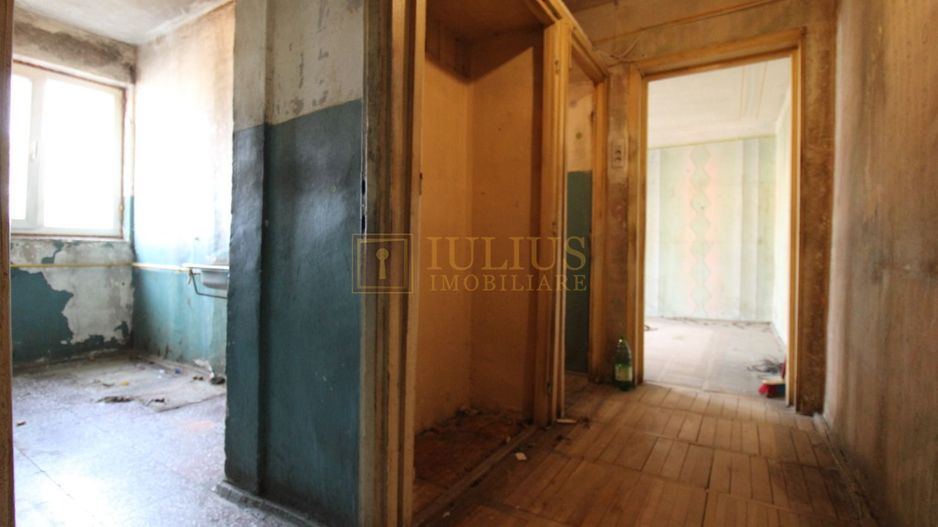 Complex Studentesc str.Daliei, et 3, bloc anvelopat; necesita renovare completa. - Poză 11