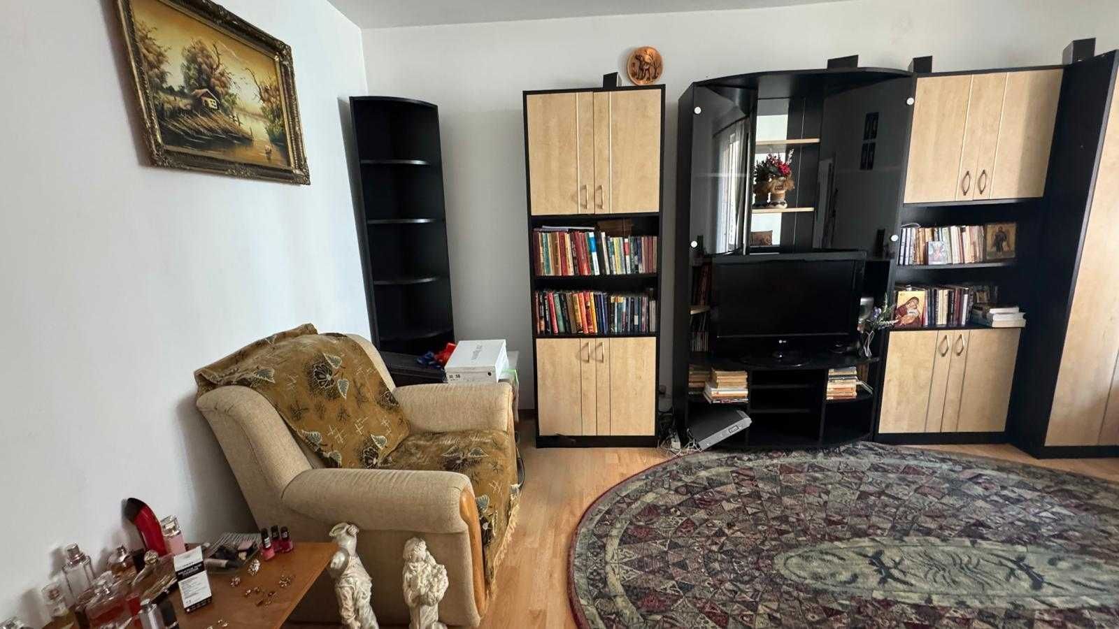 Apartament 3 camere decomandat Calea Bucuresti etaj 1/4 - Poză 6