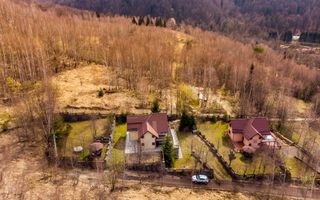 Casă de vacanță în Poiana Mărului. - Poză 19