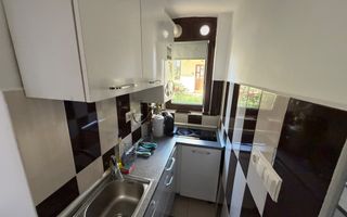 1 camera, Piata Unirii, Piata Muzeului, BCU, Meron, Marty, KFC - Poză 2
