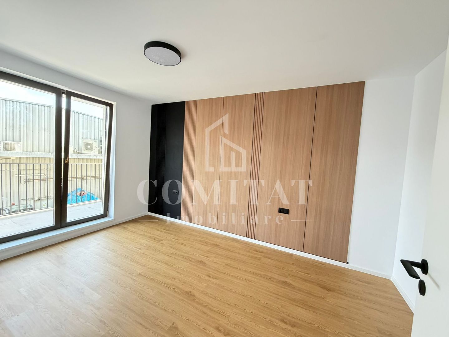 Apartament la etaj intermediar | Bloc exclusivist | Eroilor - Poză 5