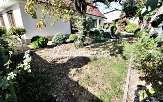 Casa 6 camere, 150mp.utili,527mp teren, zona semicentral - Poză 14
