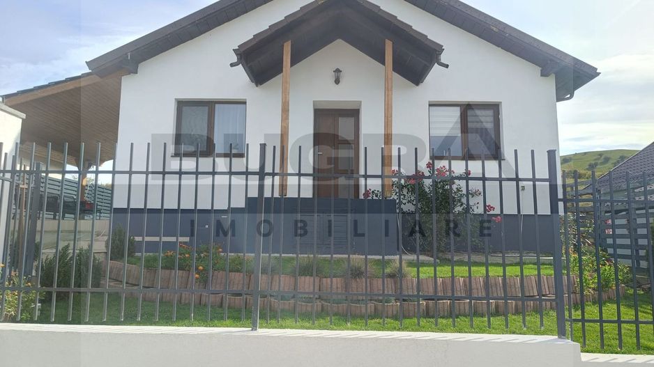 Casa individuala la cheie, 3 camere, 70 mp+425 teren, garaj,Sannicoara - Poză 1