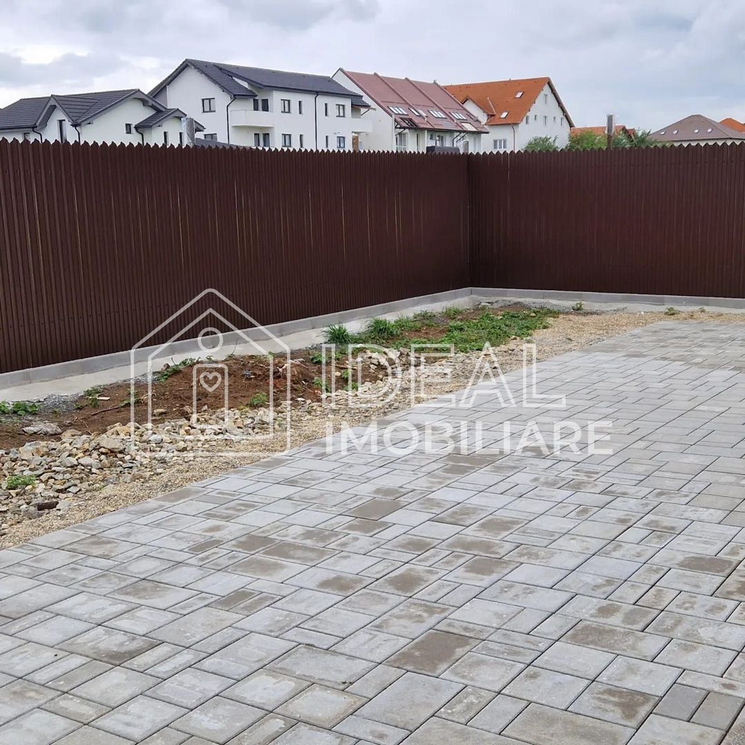 Casa Single cu 4 camere si carport, Zona Brana Selimbar - Poză 4
