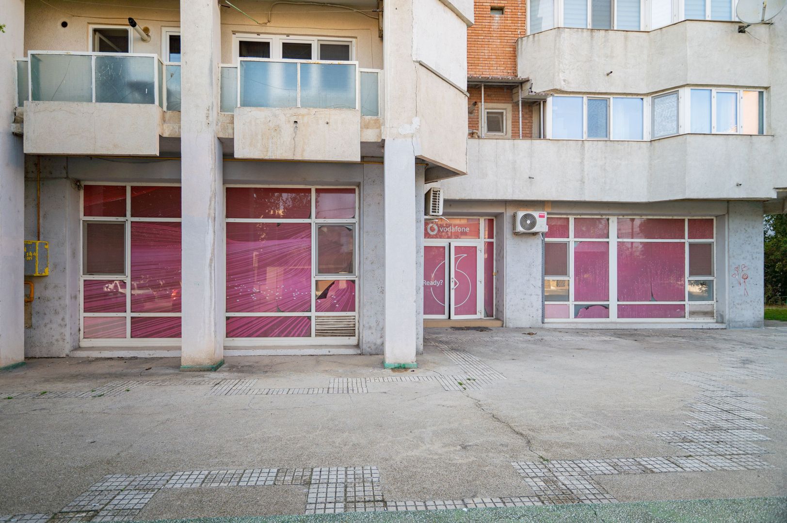 FALEZA NORD – 192 MP UTILI, IDEAL MAGAZIN, BIROURI, CABINETE MEDICALE - Poză 1