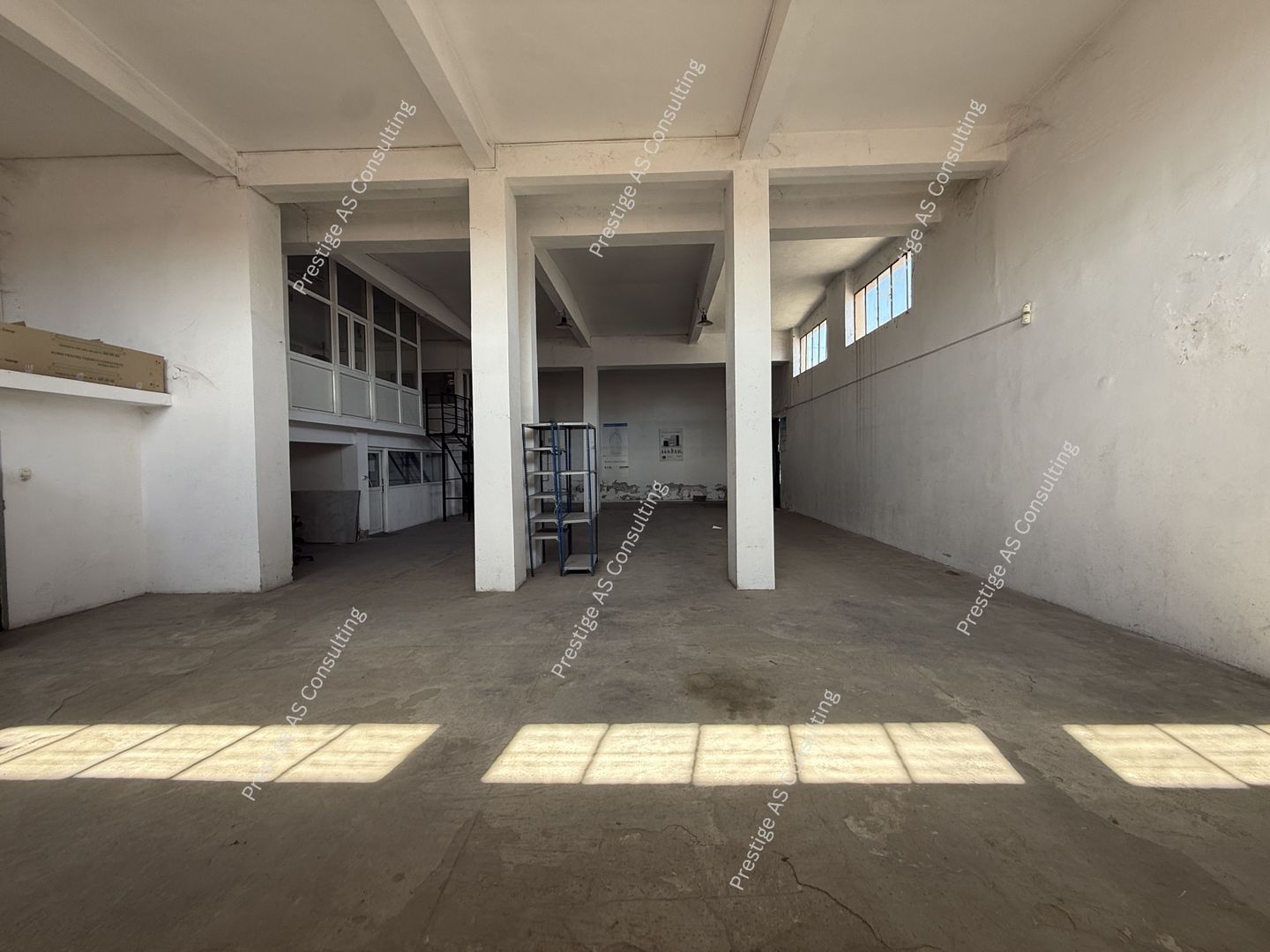 Hala 300 mp | Birouri + Vestiar | Acces auto | 3 intrari | Zona Lipovei - Poză 15