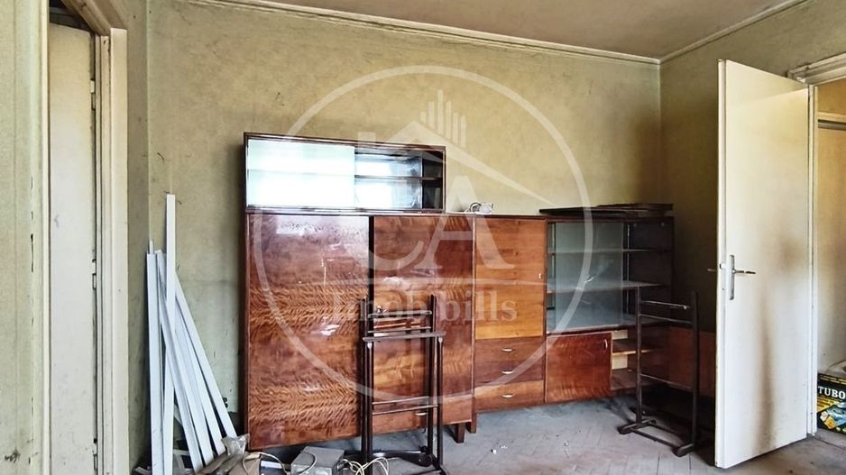 Apartament cu 3 camere de vanzare in Centru Civic, Oradea - Poză 5