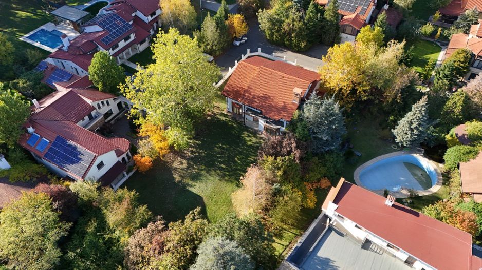 PARADISUL VERDE, VILA 507 MP, LOT 1.095 MP! - Poză 6