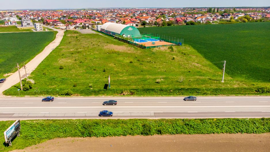 Teren de 10.000 mp amplasare avantajoasă - Poză 2