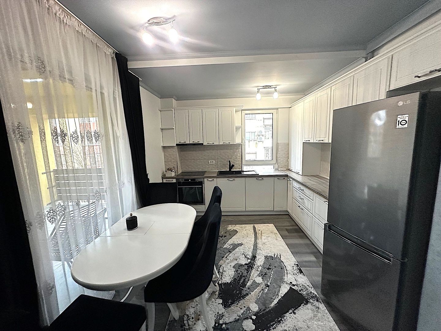 Apartament 2 camere se vinde mobilat - Poză 4
