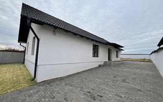 Casă pe un singur nivel –  priveliște spre munți – Șura Mică - Poză 12