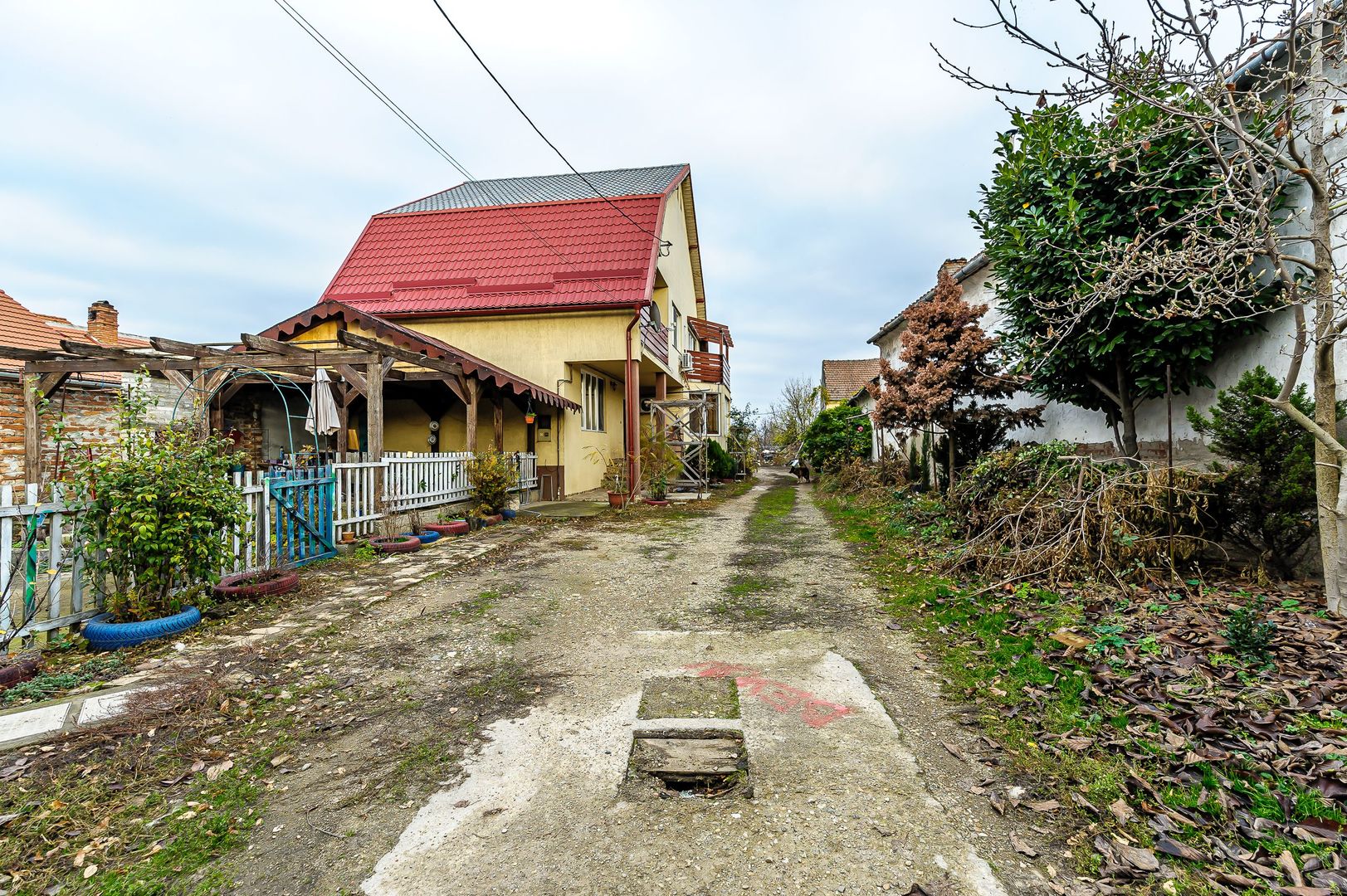 Casă cu teren pe Calea Timișorii - Poză 9