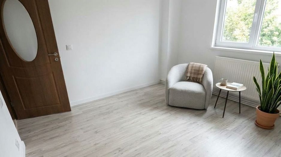 Apartament 2 camere, decomandat, Cetate, Mercur, renovat - Poză 3