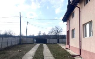 Priveliste frumoasa! Vanzare casa cu 3 camere in Sotanga! - Poză 7
