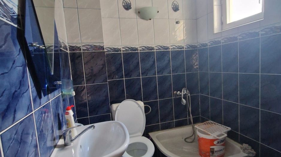 Casă spațioasă de închiriat – Valea Mare, Ștefănești, 2 km de Pitesti - Poză 8